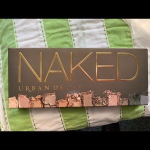 Urban Decay Naked eyeshadow palette
